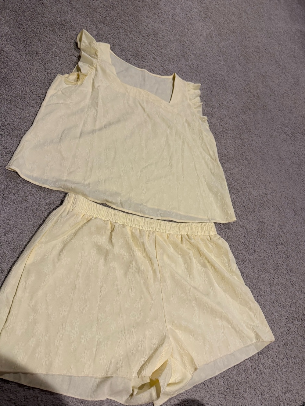 SHEIN Cream Textured Ruffle-Trim Sleeveless Coord Set